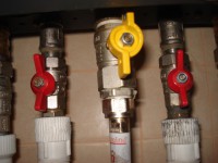 Газовый кран с подводкой min.jpg